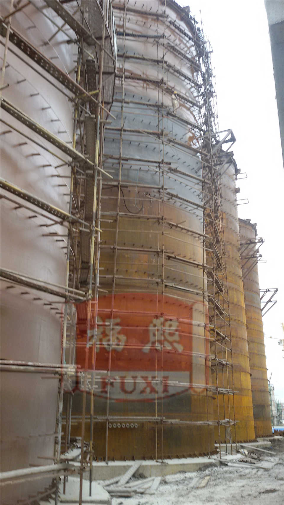 Zapobieganie budowie zbiornika beztlenowego w rosyjskiej fabryce papieru
